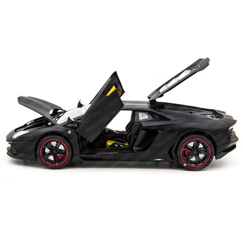 Детская машинка Lamborghini Aventador 1:18